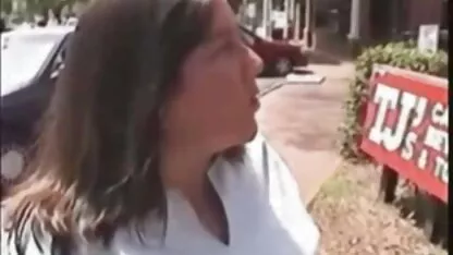 Sexo entre chefes com vídeo de pornô de velha jovens estrelas no elenco na boca e anal