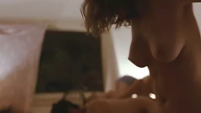 Homem negro a Lamber vídeo de pornô de velhinhas chapéu uma jovem mulher gorducha