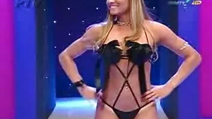 A videos de sexo velhinhos saia interior nua