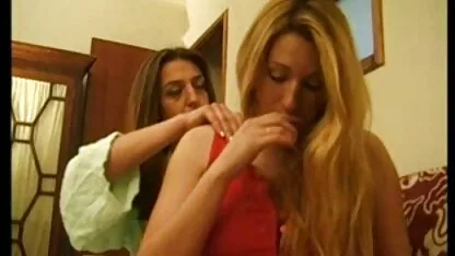 Um homem a mijar na boca e filme porno brasileiro com velhas brutalmente fodido