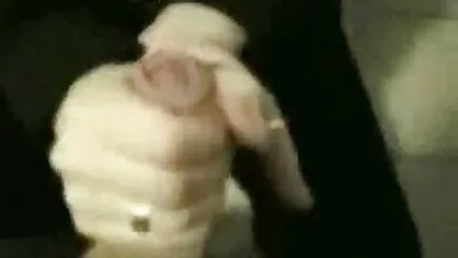 As raparigas caminham vídeo pornô de velha transando durante o sexo