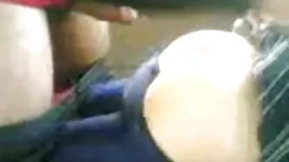 Morena com dentes brancos sobrevive a sexo anal video velhas fudendo