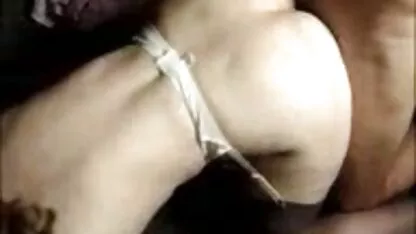 Sexo com morena a vídeo pornô de mulheres mais velhas posar 69