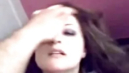 Pila e esperma pornô só de velha na boca