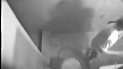 Grandes bebés a exibir os seus vídeo pornô de velha brasileira corpos na praia