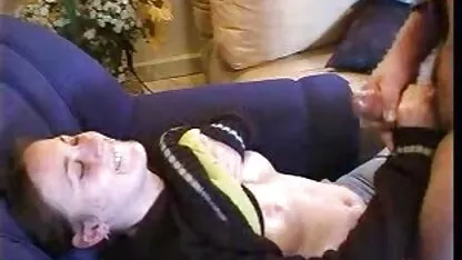 Chupar pilas na casa de banho vídeo pornô de idosas