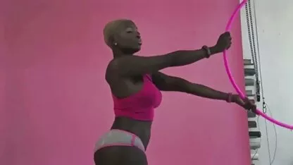 Gotas videos de sexo com velhas negras de esperma na cara