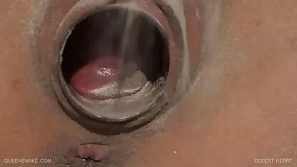 Curly Girl on couch sex black anal vídeo pornô mulher de 70 anos sex with a man