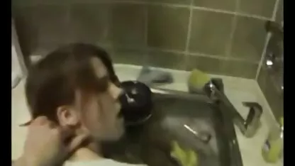 Paixão na casa de banho porno doido velha