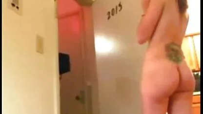Uma mãe russa madura videos de sexo com velhas na banheira com um jovem.