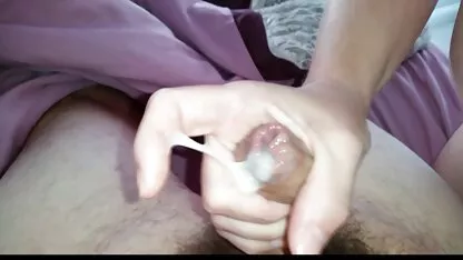 Masturbação loira na casa de banho em frente à webcam porn velhas