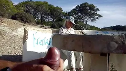 Milf sleazy ver vídeo pornô de velha swallow cum